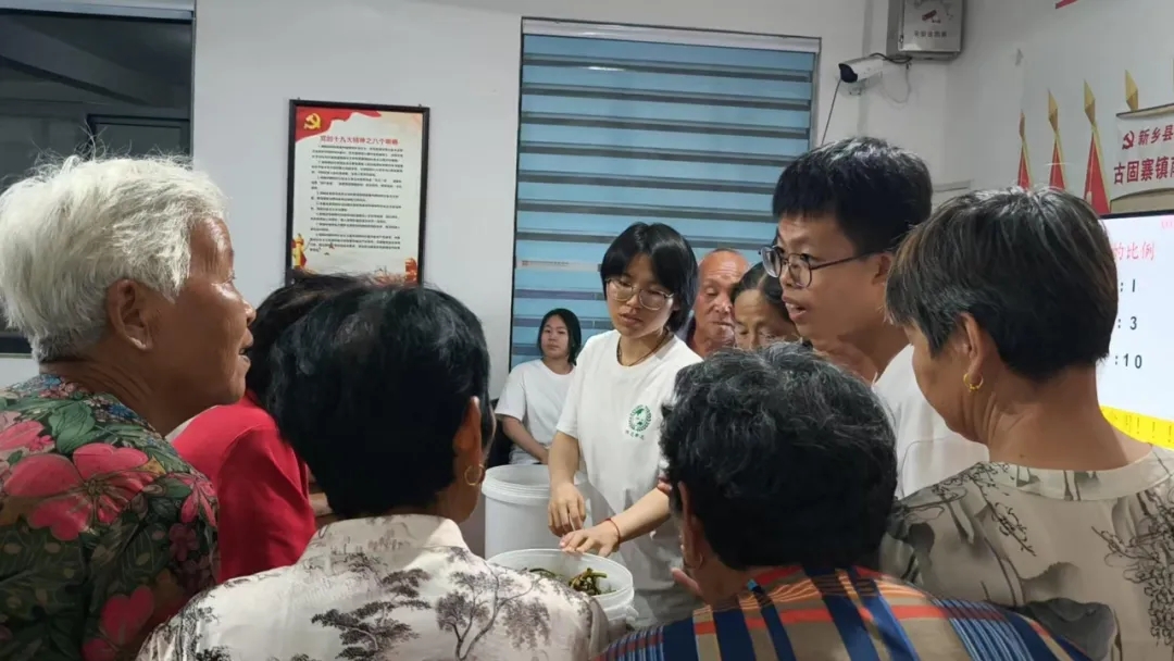 【大学生下乡服务汇报】知青下乡